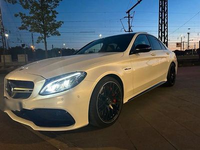 Weiß Gebraucht 2017 Mercedes C63S AMG AMG Limousine | 49.999 € (Etwas zu teuer)