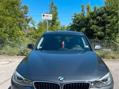 Gebraucht BMW 320 184 PS (135 kW) 2014 Grau Limousine