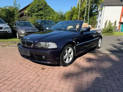 Gebraucht BMW 320 Cabriolet Sport Line 170 PS (125 kW) 2000 Orientblau Cabrio