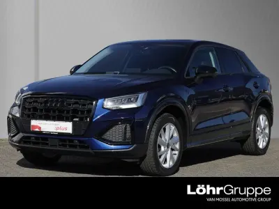 Gebraucht Audi Q2 Ambiente 150 PS (110 kW) 2022 Navarrablau metallic SUV