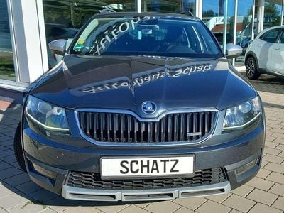 Gebraucht Skoda Octavia Scout Scout 4x4 184 PS (135 kW) 2015 Metalgrau metallic Kombi