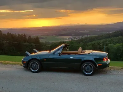 Używany Mazda MX5 116 KM (85 kW) 1992 Zielony Kabriolet