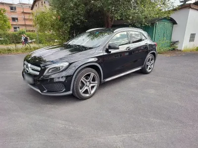 Gebraucht Mercedes GLA220 AMG line 177 PS (130 kW) 2015 Schwarz SUV