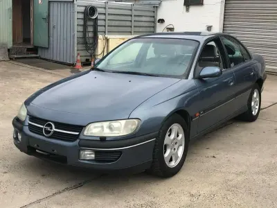 Gebraucht Opel Omega 136 PS (100 kW) 1999 Blau Limousine
