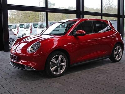 Second-hand Ora Funky Cat 300 Pro 125 kW (171 CP) 2023 Roșu Hatchback