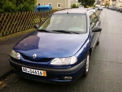 Blau metallic Gebraucht 1996 Renault Laguna GrandTour Kombi | 990 €