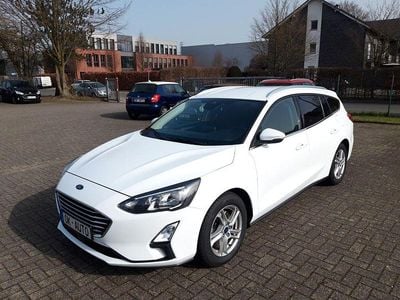 Gebraucht Ford Focus Cool & Connect 120 PS (88 kW) 2021 Weiß Limousine