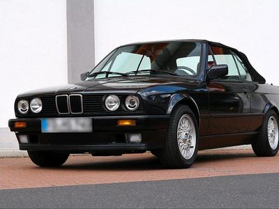 Gebraucht BMW 318 Cabriolet Shadowline 113 PS (83 kW) 1993 Schwarz Cabrio