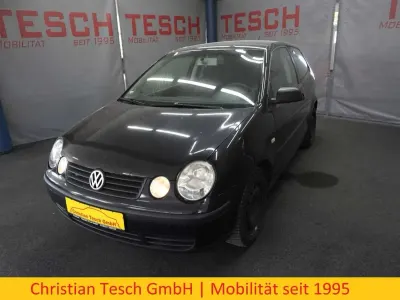 Brugt VW Polo Comfortline 64 HK (47 kW) 2004 Sort Hatchback