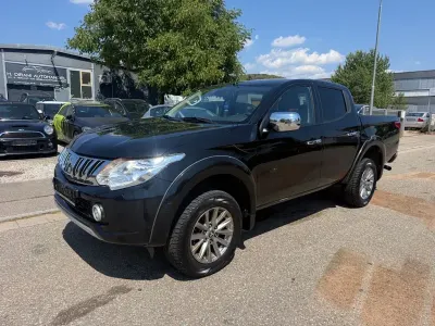 Gebraucht Mitsubishi L200 181 PS (133 kW) 2016 Schwarz Pickup