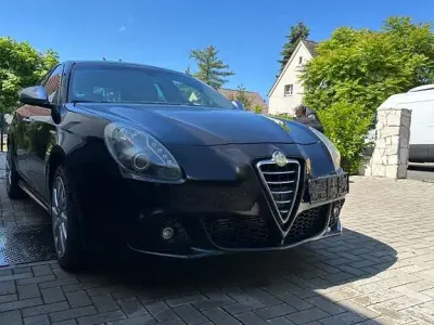Gebraucht Alfa Romeo Giulietta Turismo 170 PS (125 kW) 2014 Schwarz Kleinwagen