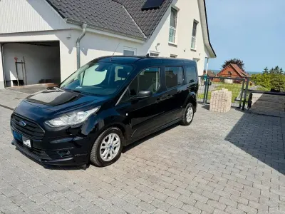 Gebraucht Ford Transit Connect 120 PS (88 kW) 2019 Schwarz Van / Kleinbus