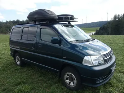 Occasion Toyota HiAce 117 ch (86 kW) 2009 Vert Van