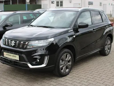 Gebraucht Suzuki Vitara Comfort 129 PS (94 kW) 2022 Schwarz SUV