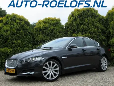 Gebraucht Jaguar XF Business Edition 241 PS (177 kW) 2014 Grau Limousine