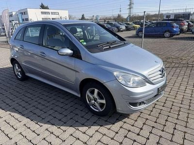 Usata Mercedes B150 95 CV (69 kW) 2007 Argento Monovolume