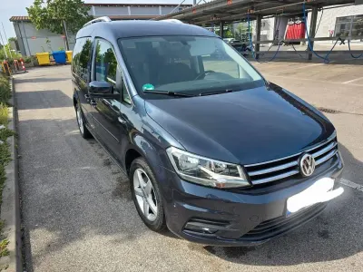 Gebraucht VW Caddy Comfortline 125 PS (91 kW) 2017 Blau Van / Kleinbus