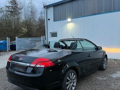 Gebraucht Ford Focus Cabriolet 150 PS (110 kW) 2010 Schwarz Cabrio