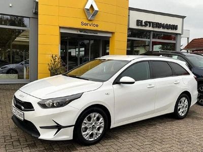 Weiß Gebraucht 2025 Kia Ceed Sportswagon Vision Kombi | 19.900 € (Guter Preis)