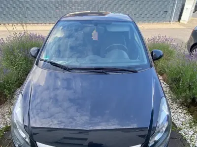 Gebraucht Opel Corsa 87 PS (63 kW) 2014 Schwarz Kleinwagen