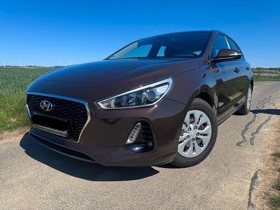 Brugt Hyundai i30 Select 120 HK (88 kW) 2017 Brun Sedan