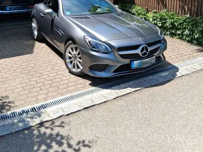 Gebraucht Mercedes SLC180 156 PS (114 kW) 2017 Grau Cabrio