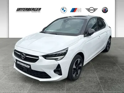 Gebraucht Opel Corsa-e GS Line 100 kW (136 PS) 2023 Lack weiss banquise/typ aussen Kleinwagen