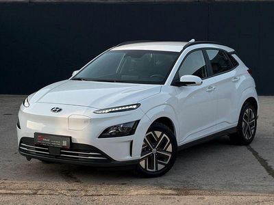 Gebraucht Hyundai Kona Select 100 kW (136 PS) 2022 Weiß SUV