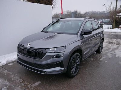 Graphite grau metallic Neu 2026 Skoda Karoq SportLine SUV | 39.590 € (Guter Preis)