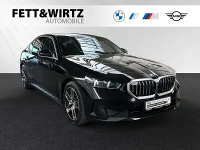 Gebraucht BMW i5 Sport Line 289 kW (394 PS) 2025 Black sapphire metallic Limousine
