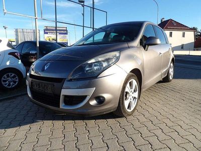 Grau Gebraucht 2009 Renault Scénic III Dynamique Van / Kleinbus | 6.499 € (Etwas zu teuer)