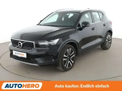 Używany Volvo XC40 Inscription 211 KM (155 kW) 2021 Czarny SUV