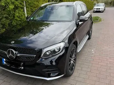 Gebraucht Mercedes GLC250 AMG 204 PS (150 kW) 2019 Schwarz SUV