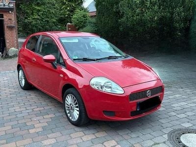 Gebraucht Fiat Punto 77 PS (56 kW) 2009 Rot Kleinwagen