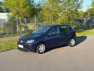Begagnad Dacia Sandero Ambiance 75 HK (55 kW) 2016 Blå Sedan