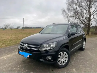 Gebraucht VW Tiguan LOUNGE 184 PS (135 kW) 2015 Schwarz SUV