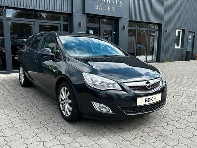 Usata Opel Astra Design Edition 165 CV (121 kW) 2012 Nero Station wagon