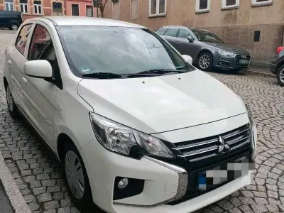 Gebraucht Mitsubishi Space Star Select 70 PS (51 kW) 2021 Weiß Kleinwagen