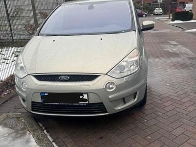 Gebraucht Ford S-MAX S 140 PS (102 kW) 2009 Silber Van / Kleinbus