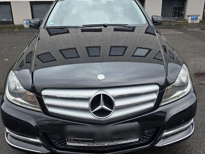 Gebraucht Mercedes C180 156 PS (114 kW) 2012 Schwarz Kombi