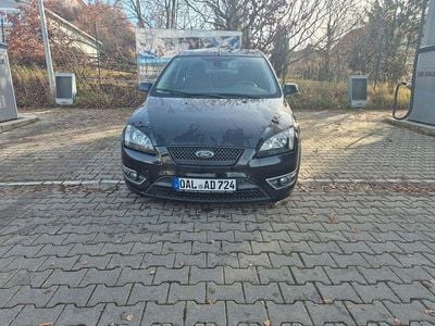 Schwarz Gebraucht 2007 Ford Focus Sport Limousine | 1.900 € (Fairer Preis)