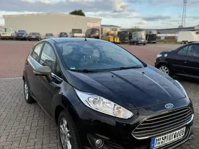 Gebraucht Ford Fiesta Trend 80 PS (58 kW) 2017 Schwarz Kleinwagen
