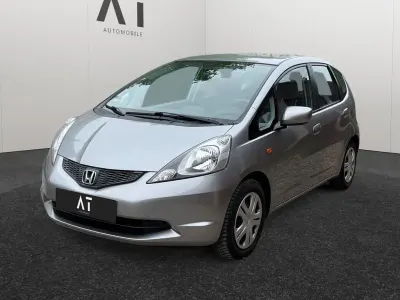 Gebraucht Honda Jazz Trend 90 PS (66 kW) 2009 Silber Kleinwagen