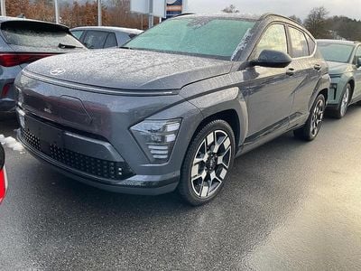 Gebraucht Hyundai Kona Prime 160 kW (218 PS) 2023 Ecotronic grey metallic SUV