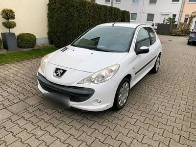 Gebraucht Peugeot 206+ 75 PS (55 kW) 2009 Weiß Kleinwagen