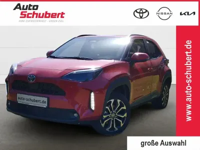 Neu Toyota Yaris 131 PS (96 kW) 2026 Rot Kleinwagen