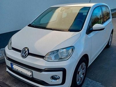 Second-hand VW up! Move 90 CP (66 kW) 2017 Alb Hatchback