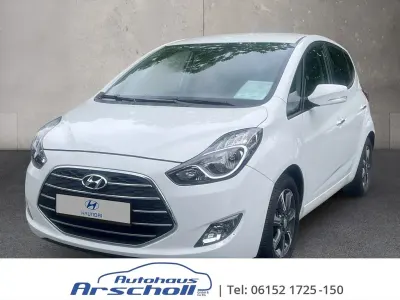 Gebraucht Hyundai ix20 Passion 125 PS (91 kW) 2017 Weiss Kleinwagen