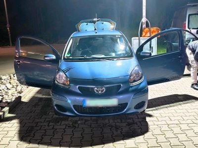 Usata Toyota Aygo 68 CV (50 kW) 2009 Blu Utilitaria