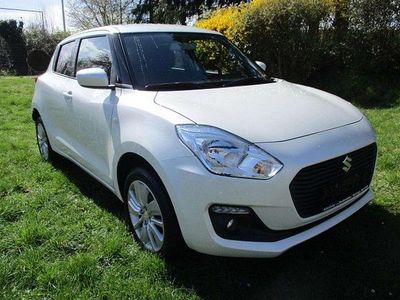 Gebraucht Suzuki Swift Comfort 90 PS (66 kW) 2018 Weiss Kleinwagen